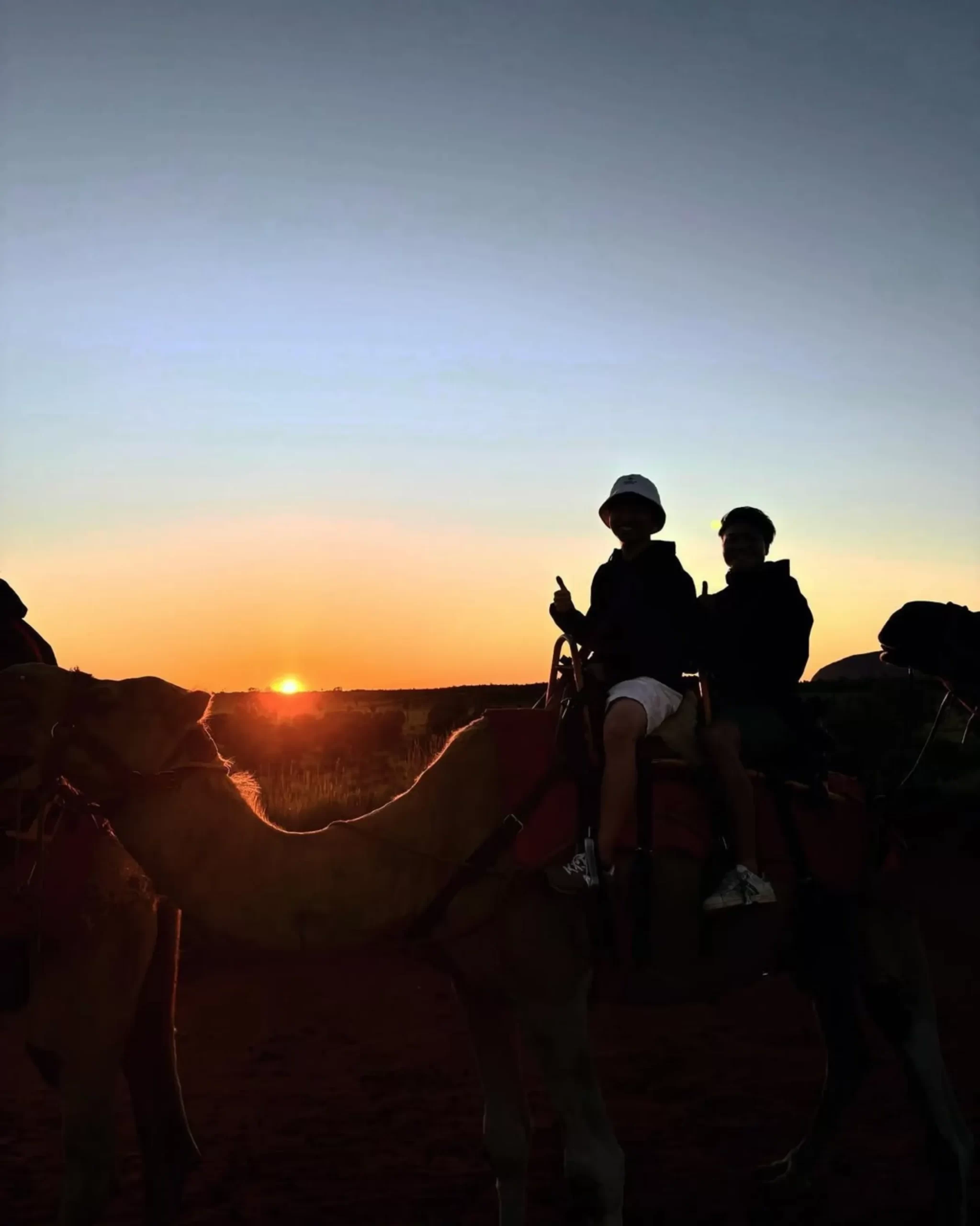 ambient light, Ayers Rock